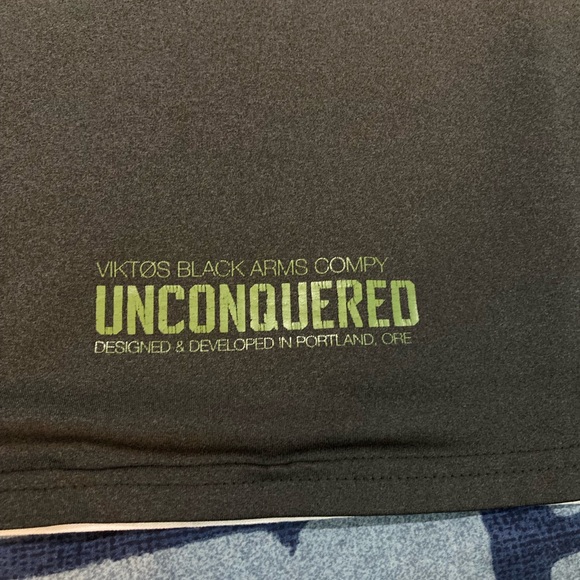 Viktos Black Arms Camo Shirt, Men’s size XL - Picture 5 of 5